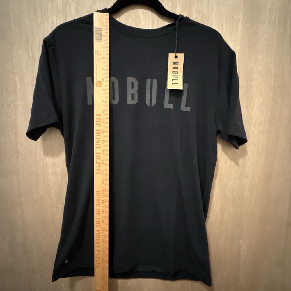 NOBULL Men's Workout Tee Slim Fit Black Size Medium Chest Logo NEW Athletic Soft - Picture 7 of 8